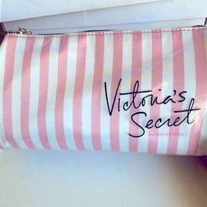 Victoria’s Secret Makeup Travel Bag Set